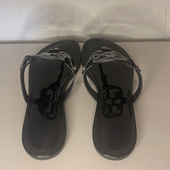 Tory Burch Miller Patent Perfect Balck Size 9 - Picture 4 of 16